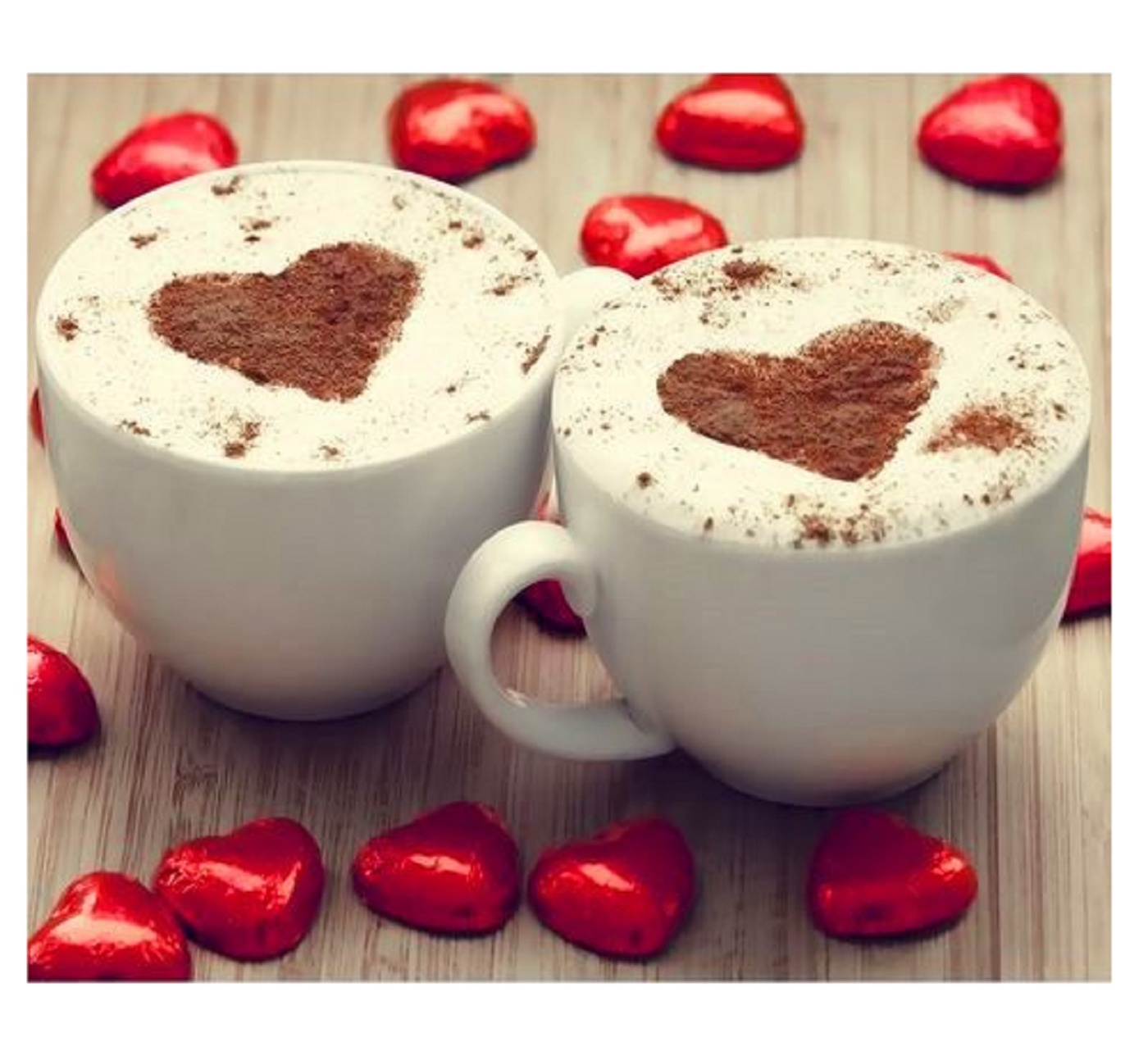 Две чашечки кофе с любовью