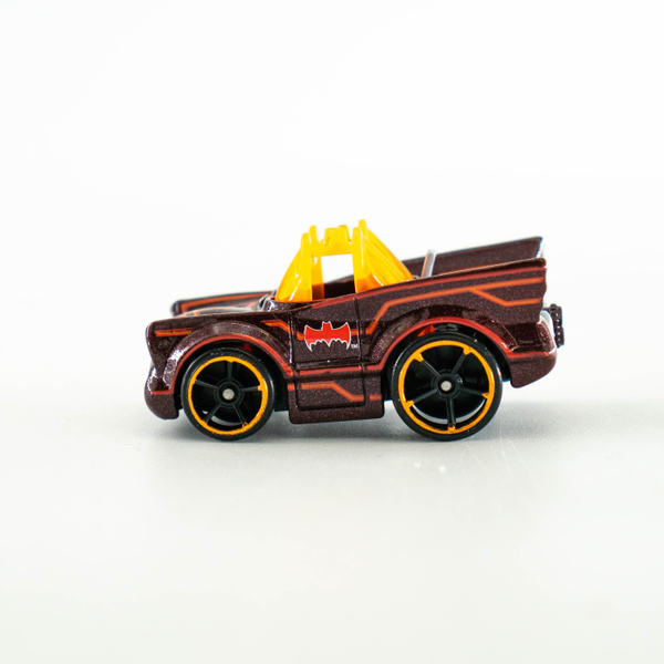 Hot Wheels машинка ОЧЕНЬ РЕДКАЯ Batmobile купить с доставкой по выгодным ценам в интернет