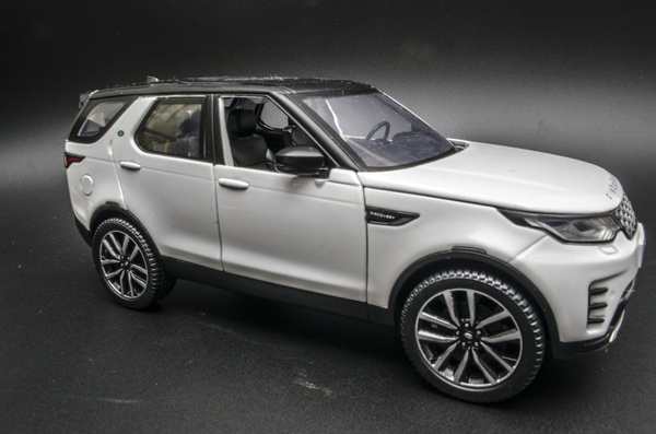 Металлическая модель машины Ленд ровер Дискавери Land Rover Discovery