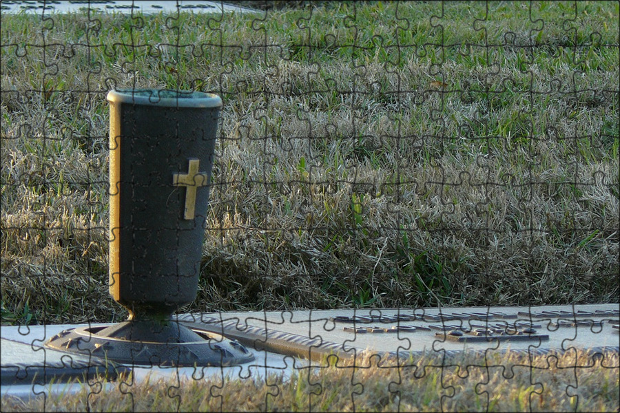 Вазы На Кладбище Фото Цены – Telegraph