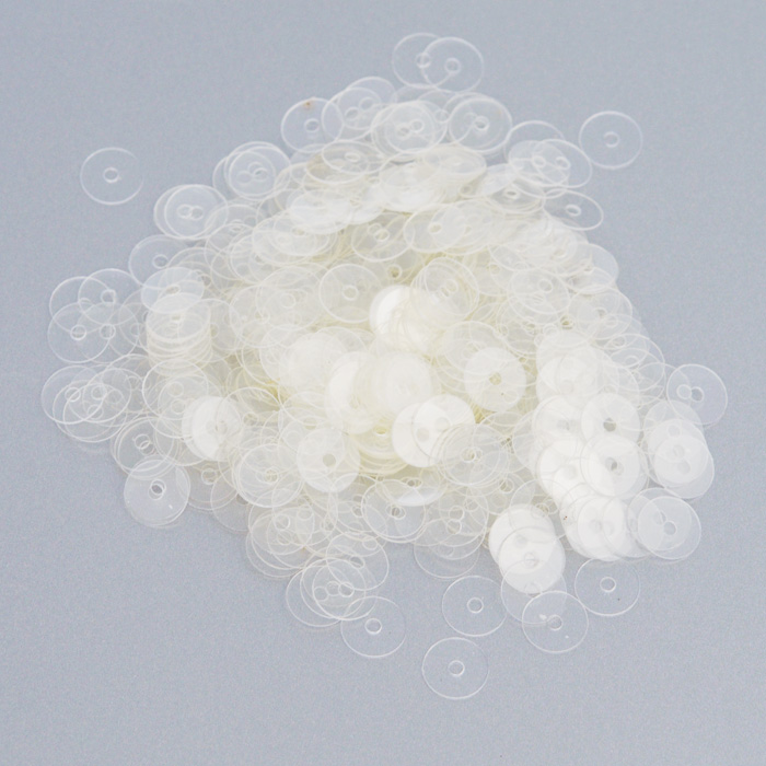 Пайетки 4 мм белые. Пайетки прозрачные. Пайетки для шитья. Прозрачные пайетки. Прозрачные пайетки.