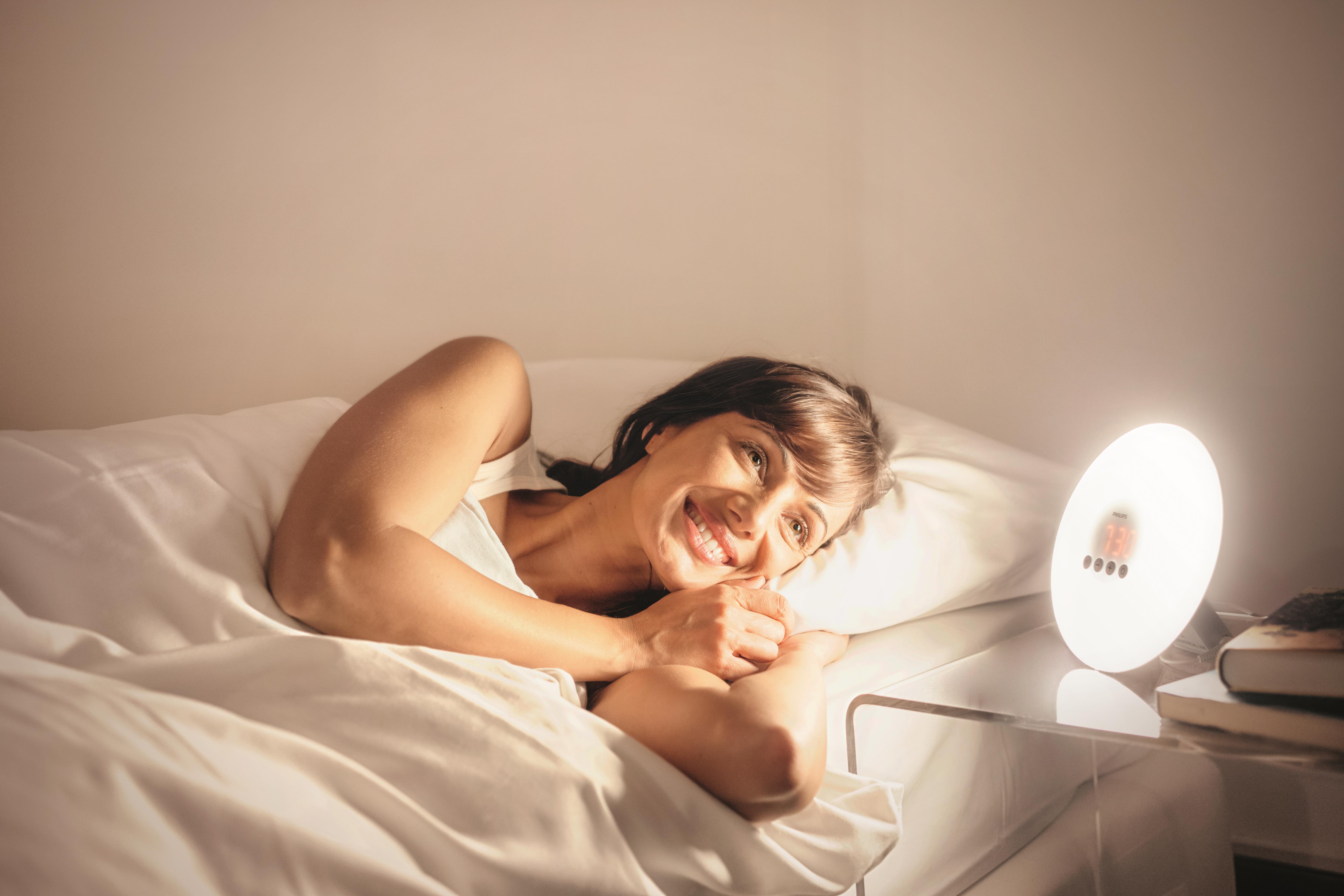 фото Philips HF3505/70 Wake-up Light световой будильник