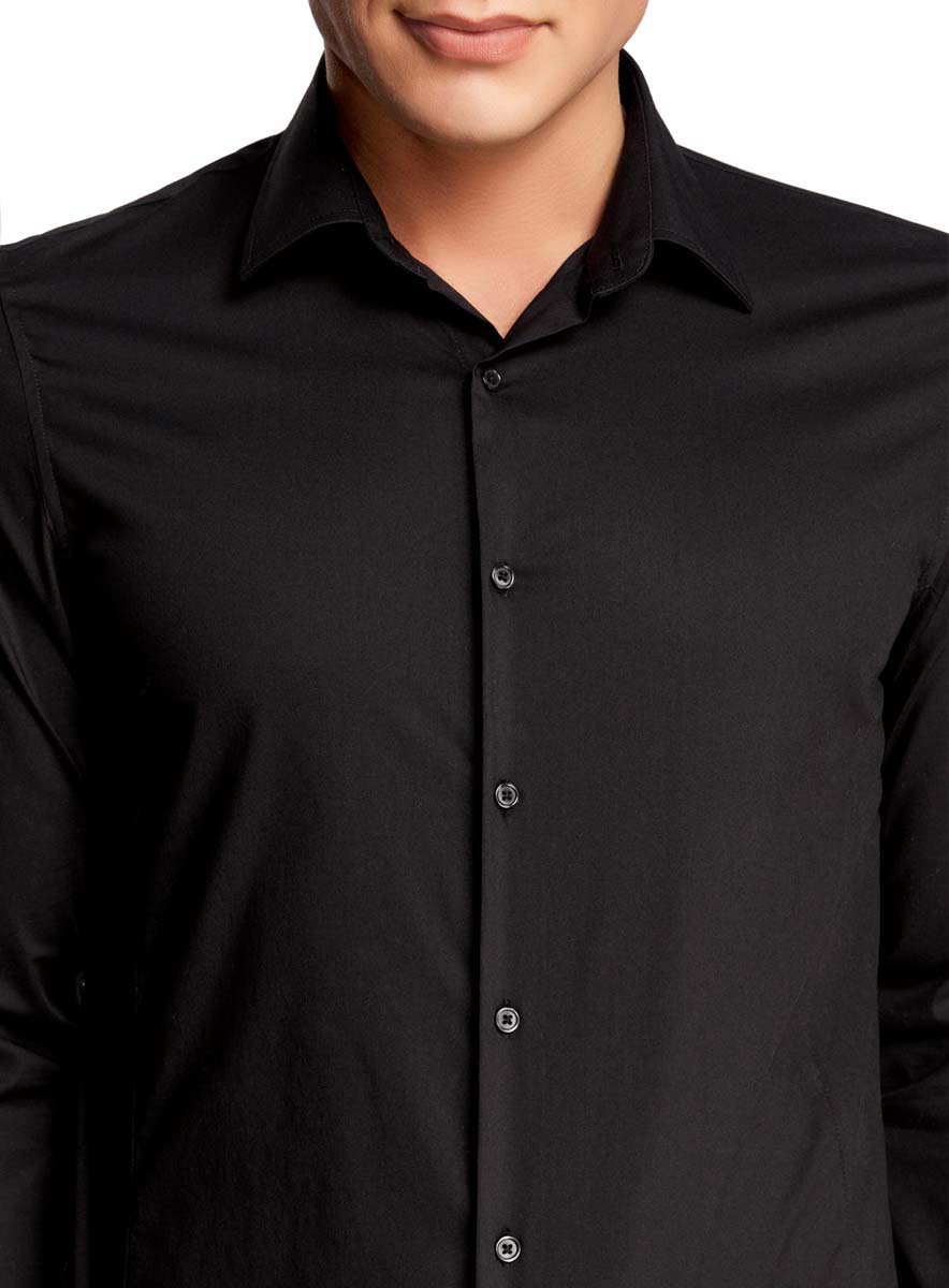 Красивая черная рубашка
