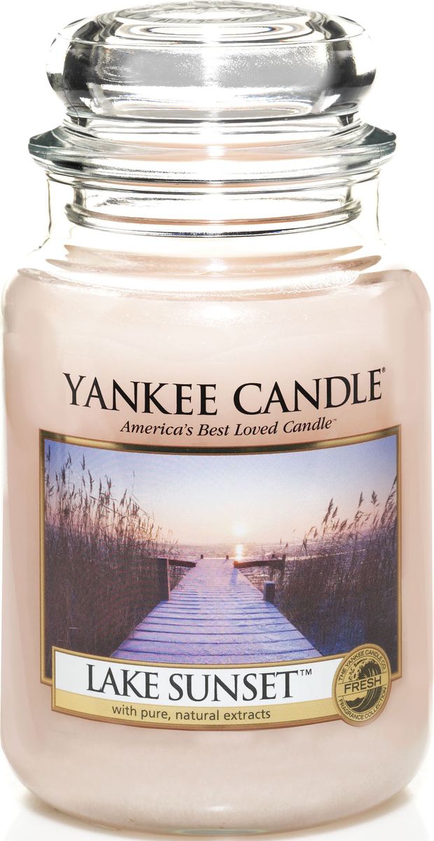 фото Ароматическая свеча Yankee Candle "Закат на озере / Lake Sunset", 110-150 ч