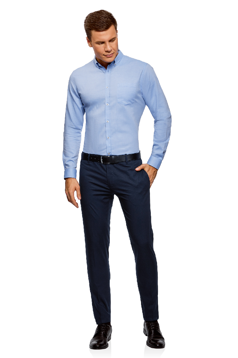 Мужская рубашка к синим брюкам