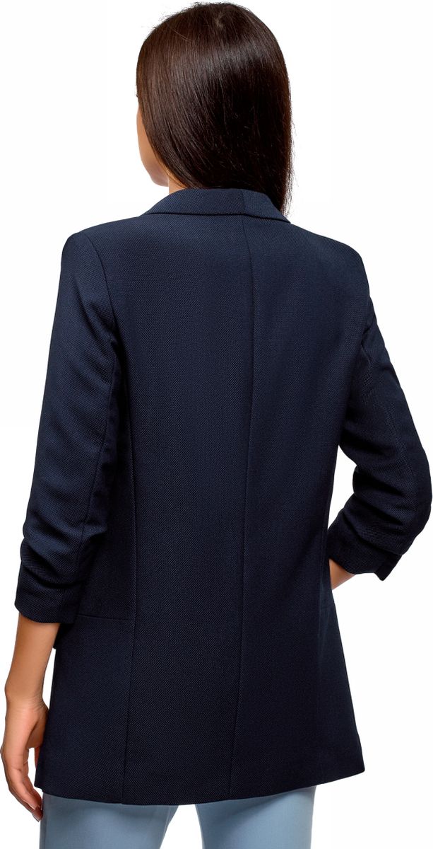 Пиджак с двумя шлицами