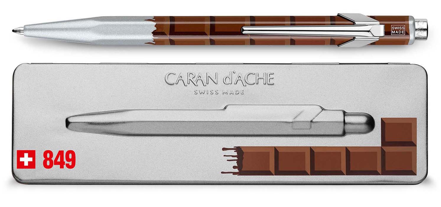 фото Caran d'Ache Ручка шариковая Office Essentialy Swiss цвет корпуса: коричневый, цвет чернил: синий