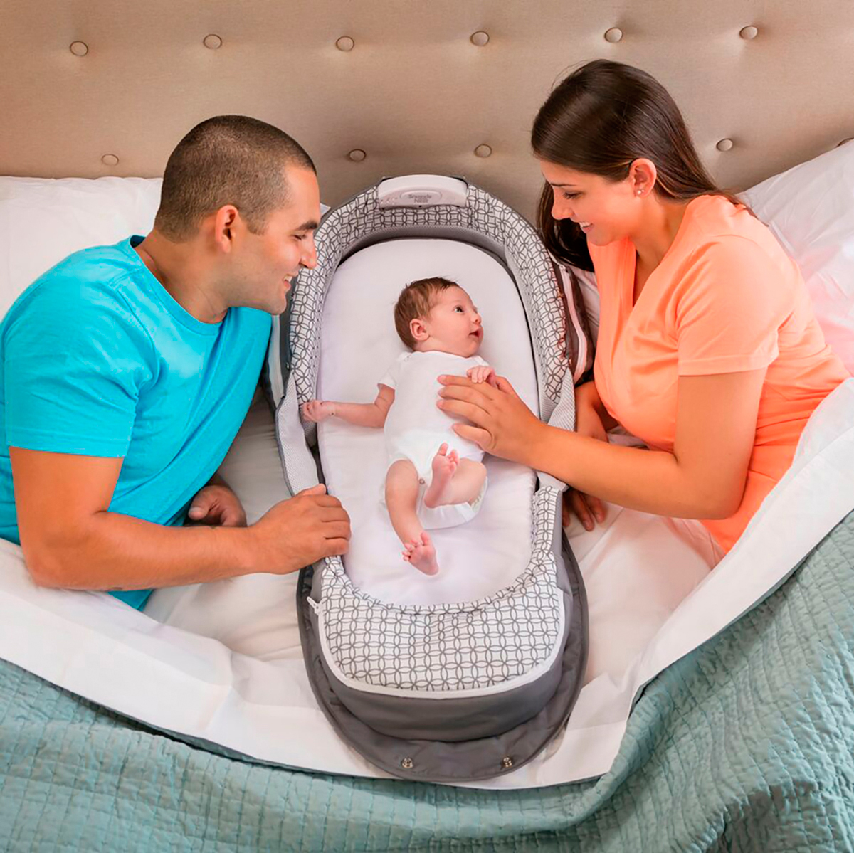 Мобильная кроватка Baby Delight Snuggle Nest