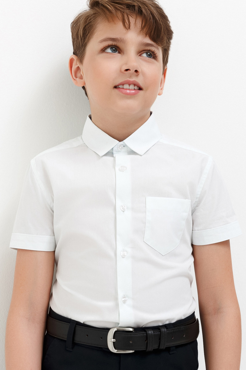 Белая рубашка с галстуком на мальчика