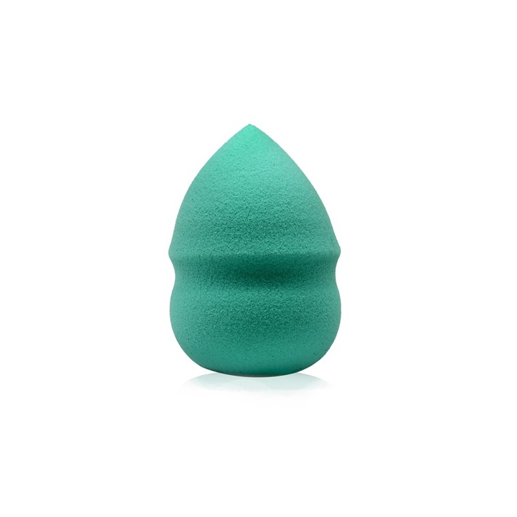 фото Спонж TF Accuracy sponge, FASHION-GREEN, каплевидной формы для нанесения макияжа