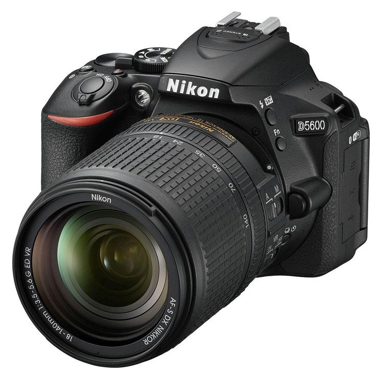 Зеркальный фотоаппарат Nikon D5600 kit 18-140 VR AF-S