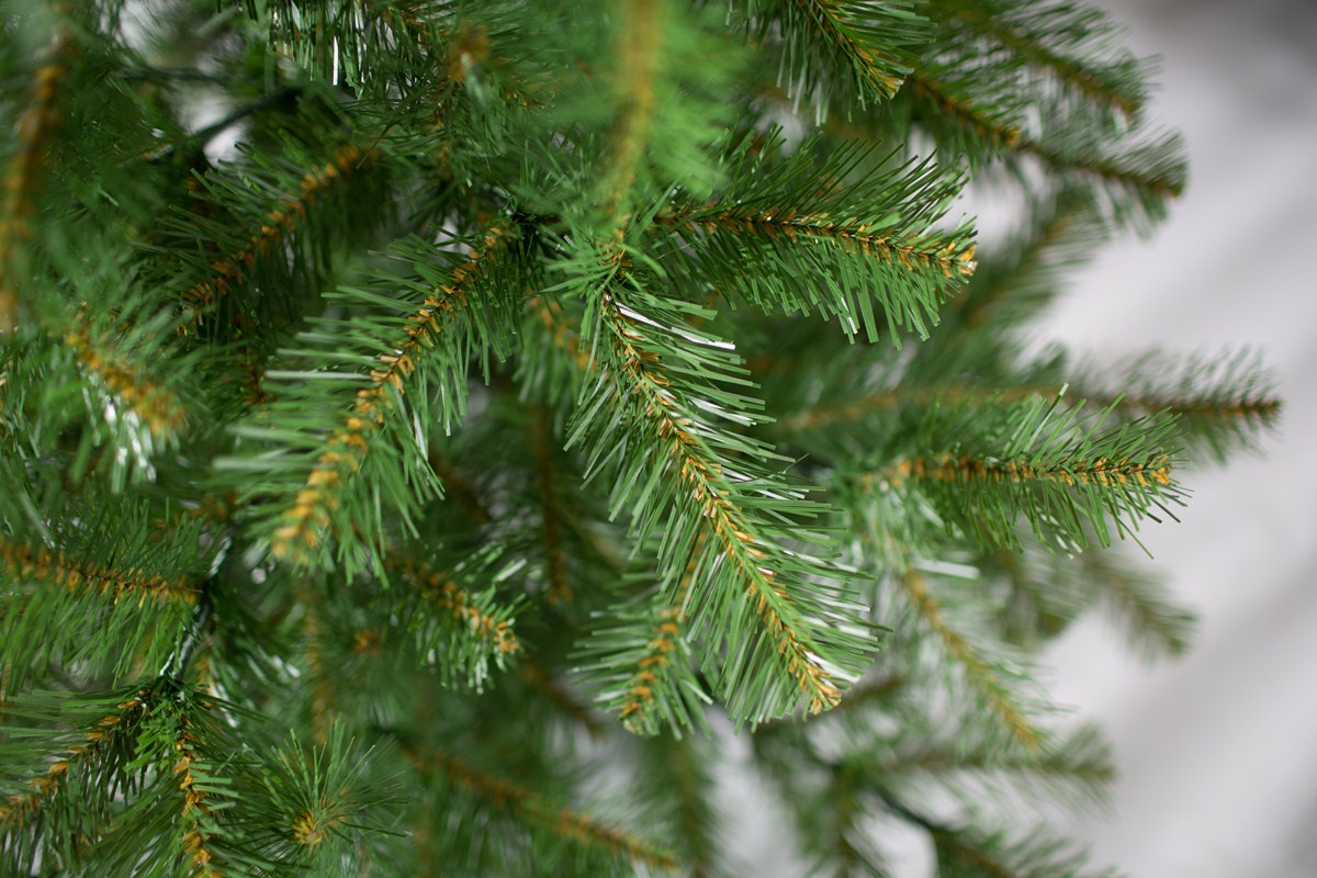 Зеленый цвет ели. Green Trees ель Таежная 90 см. Green Trees ель Таежная 2.1. Green Trees ель Таежная 1.8. Ёлка искусственная Green Trees Таёжная.