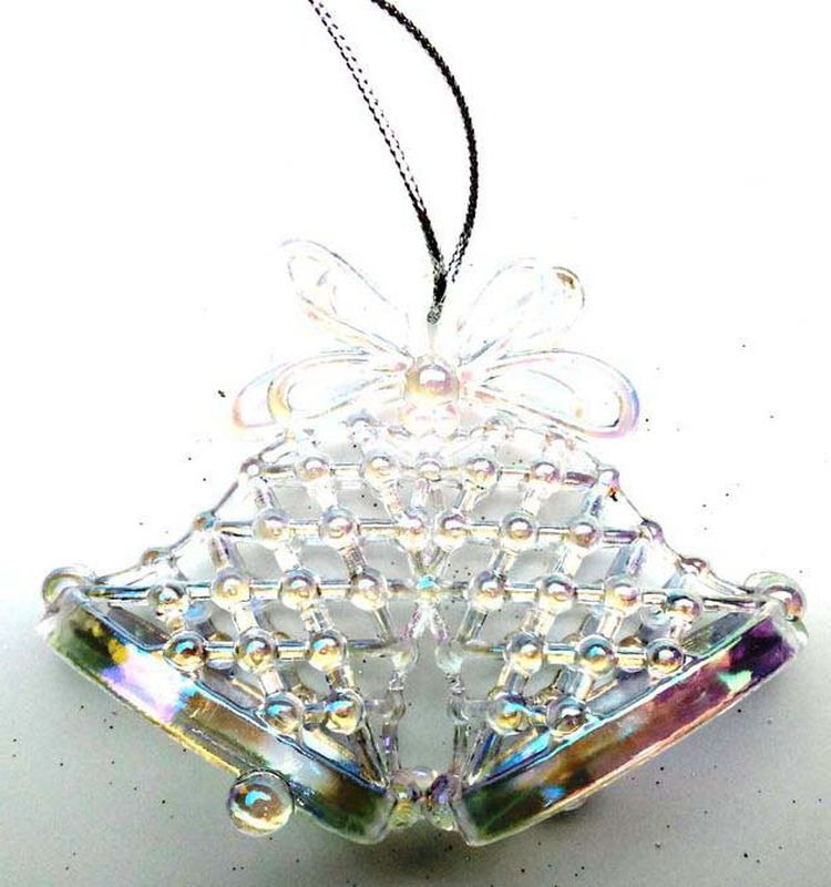 фото Подвесное украшение Яркий Праздник "Колокольчики", цвет: жемчужный, прозрачный, 11 х 9 см