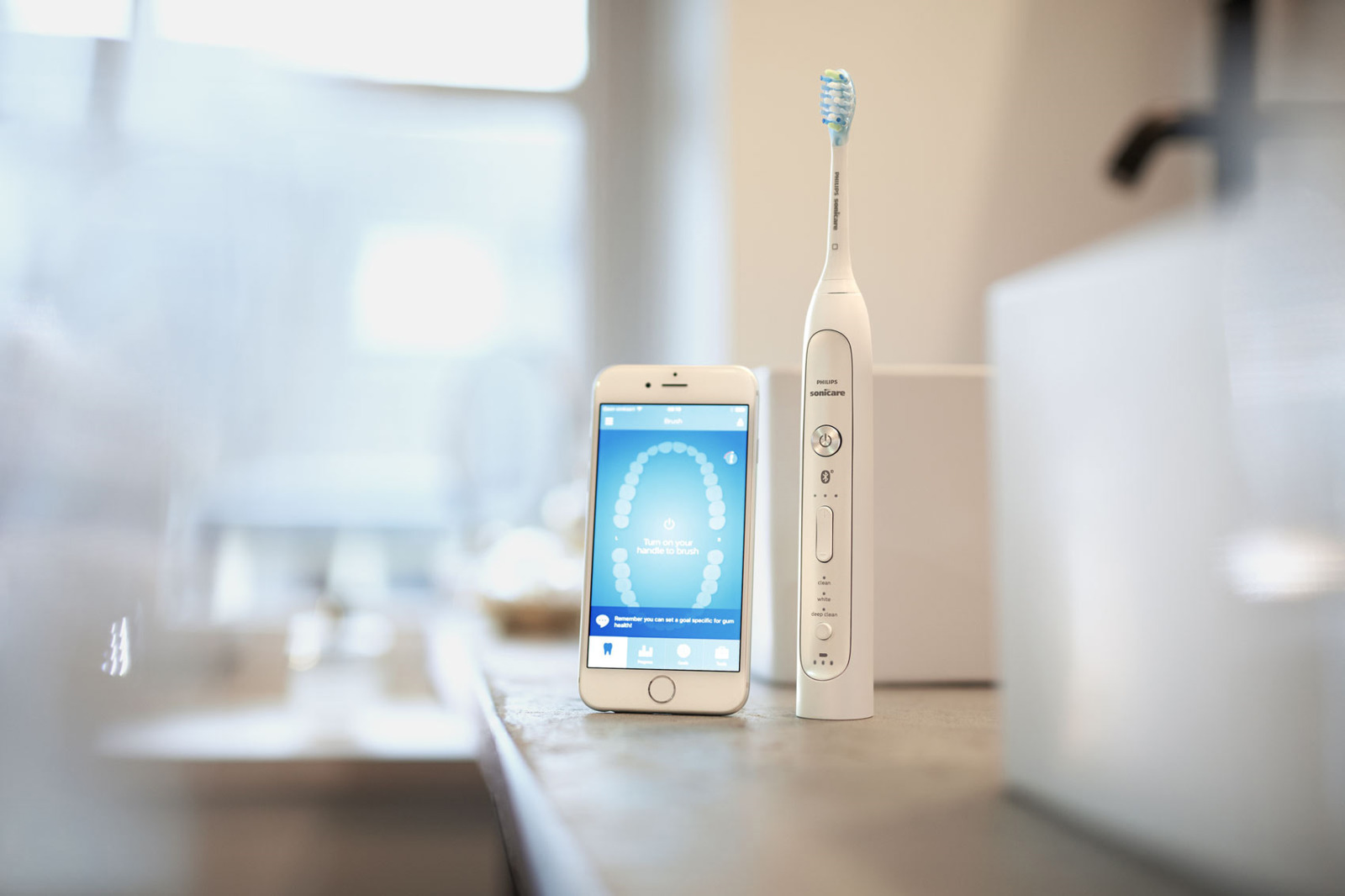 фото Электрическая зубная щетка Philips Sonicare FlexCare Platinum Connected HX9192/01, белый