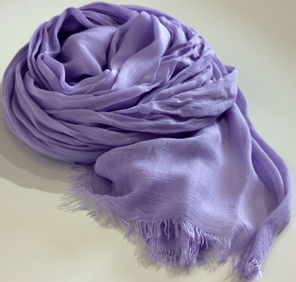 фиолетовый шарфик. палантин laura milano. палантин пашмина. фиолетовый палантин. палантин женский rw-11701-47.