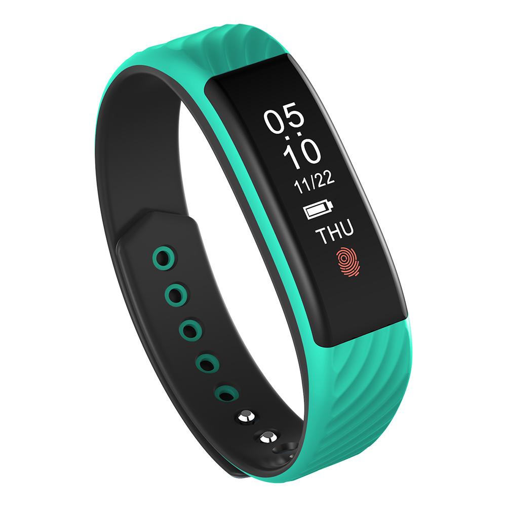 Фитнес браслеты honor цена. NYX 810 фитнес браслет. Часы блютуз 4 про Family. Смарт браслет на руке с зеленым листом. Женский фитнес браслет хонор м5 фото.