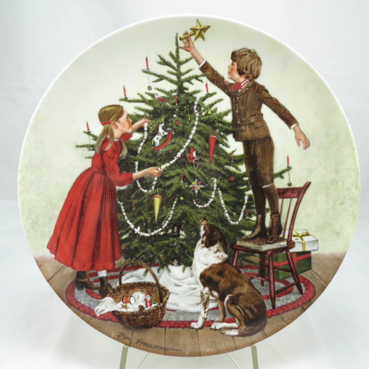 фото Декоративная коллекционная тарелка "Американские праздники: Рождество". Фарфор, деколь. США, Edwin M.Knowles China Company, 1983
