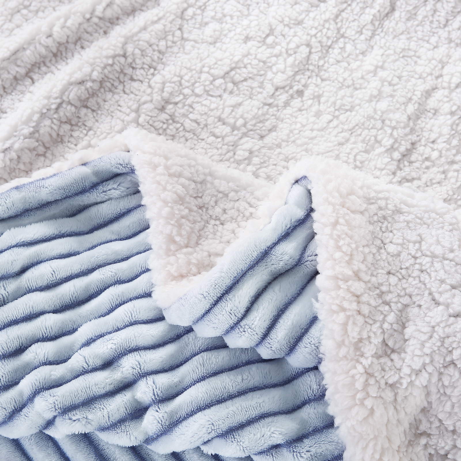 Cleo плед dylan (150х200 см). плед двухсторонний. одеяло gold home жаккард 200*221 02jc01. плед sofi de marko шерри 220х240 см. плед хб двухсторонний.