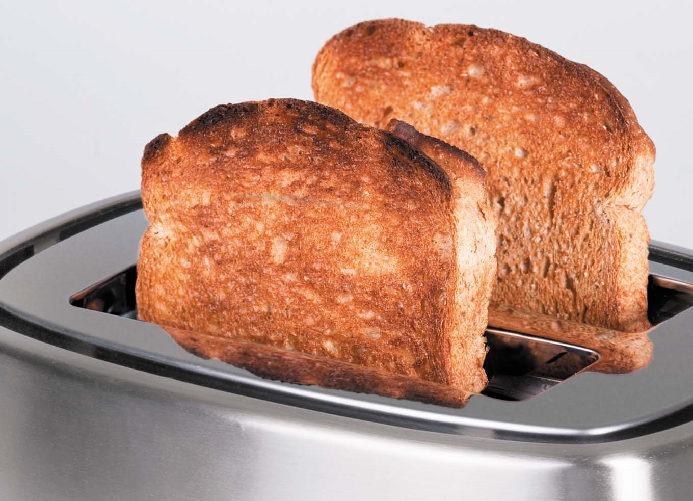 Как пользоваться тостером для хлеба. Тостер Redmond RT-m403. Хлеб для тостера. Тосты в тостере. Хлеб для тостов.