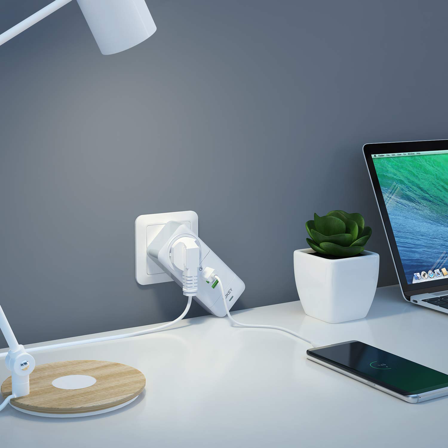 фото Сетевой фильтр Aukey 1AC+3USB, PA-W01, белый