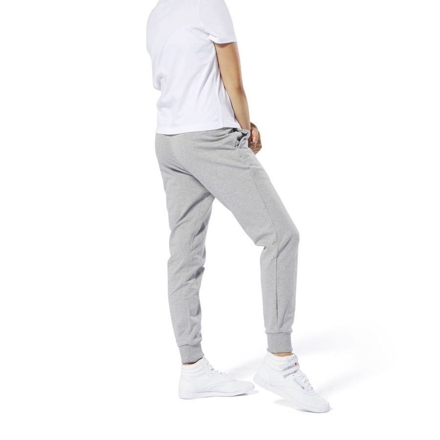 Спортивные штаны для высоких. Спортивные брюки Classics French Terry Reebok. Брюки Reebok CL ft Pants. Спортивные штаны Classics French Terry женские. Reebok Classic брюки спортивные.