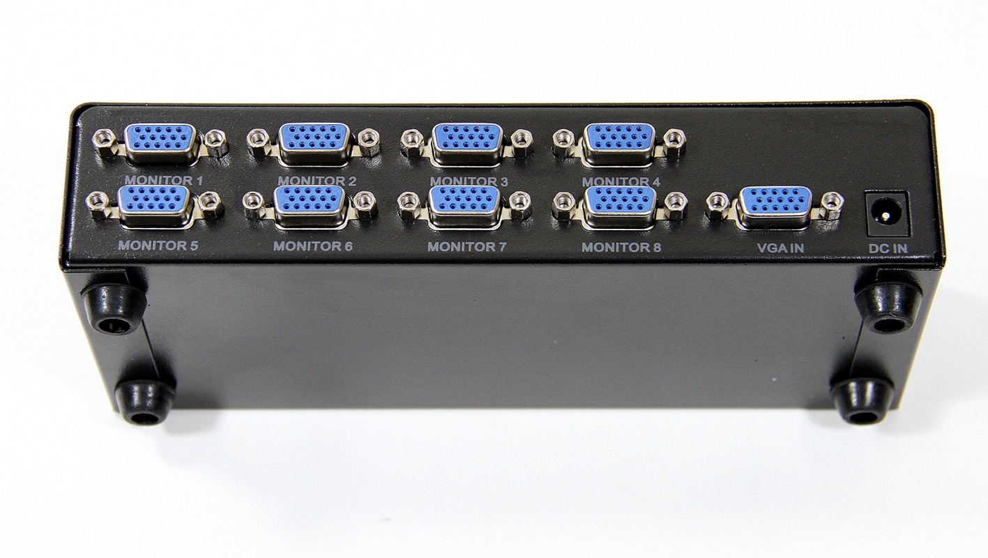 фото Разветвитель VGA 1->8-port (VGA15M+8VGA15F)+б.п. VCOM <VDS8017>