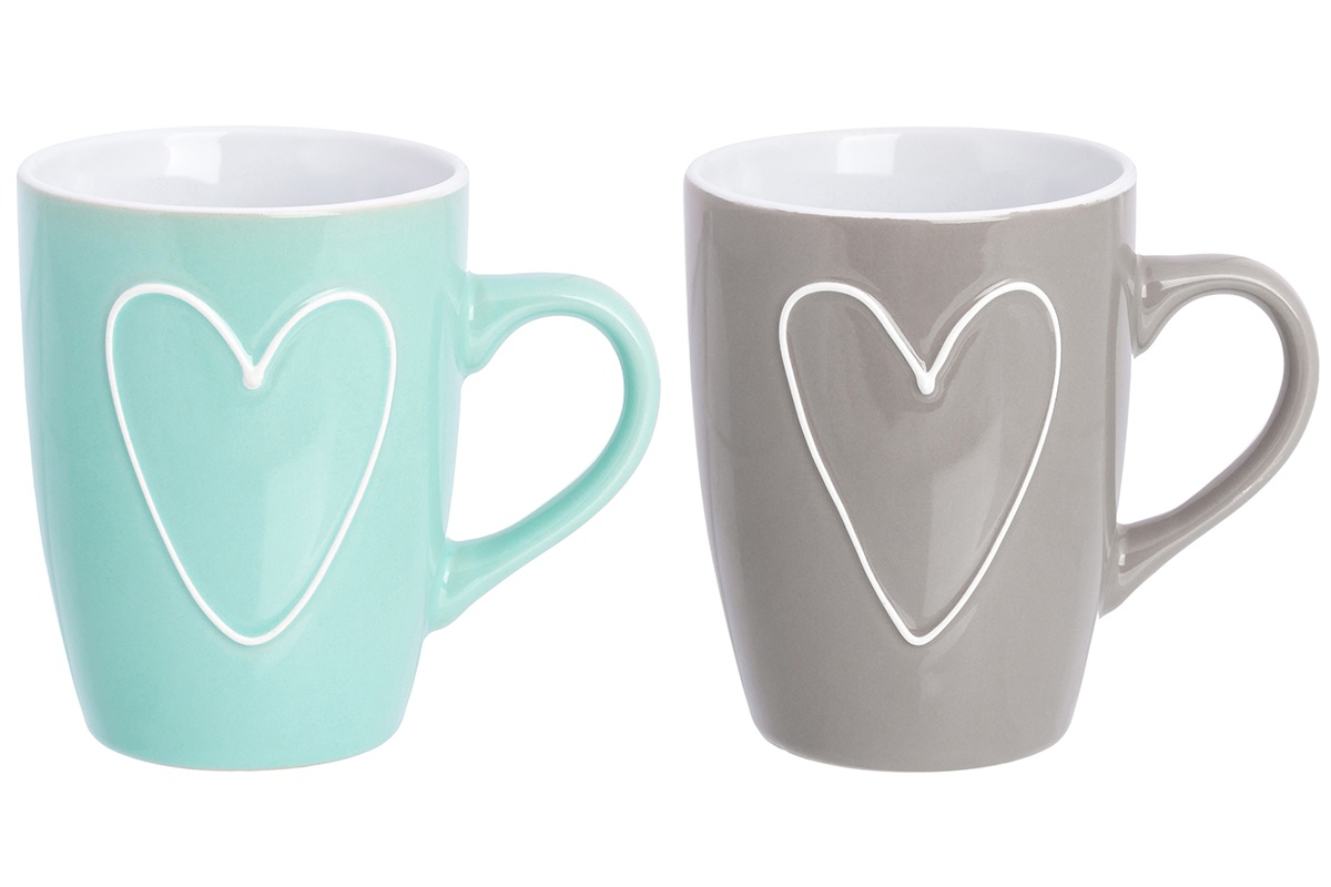 вытянутые кружки. кружки сердце. набор кружек сердца. кружки в форме сердца. кружка с сердцем.