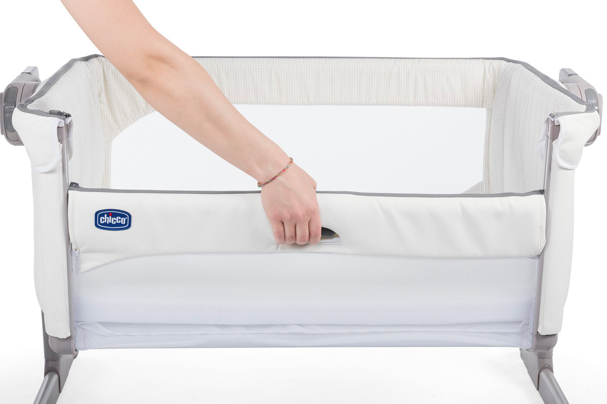 фото Детская кроватка Chicco Next 2 Me Magic White Snow