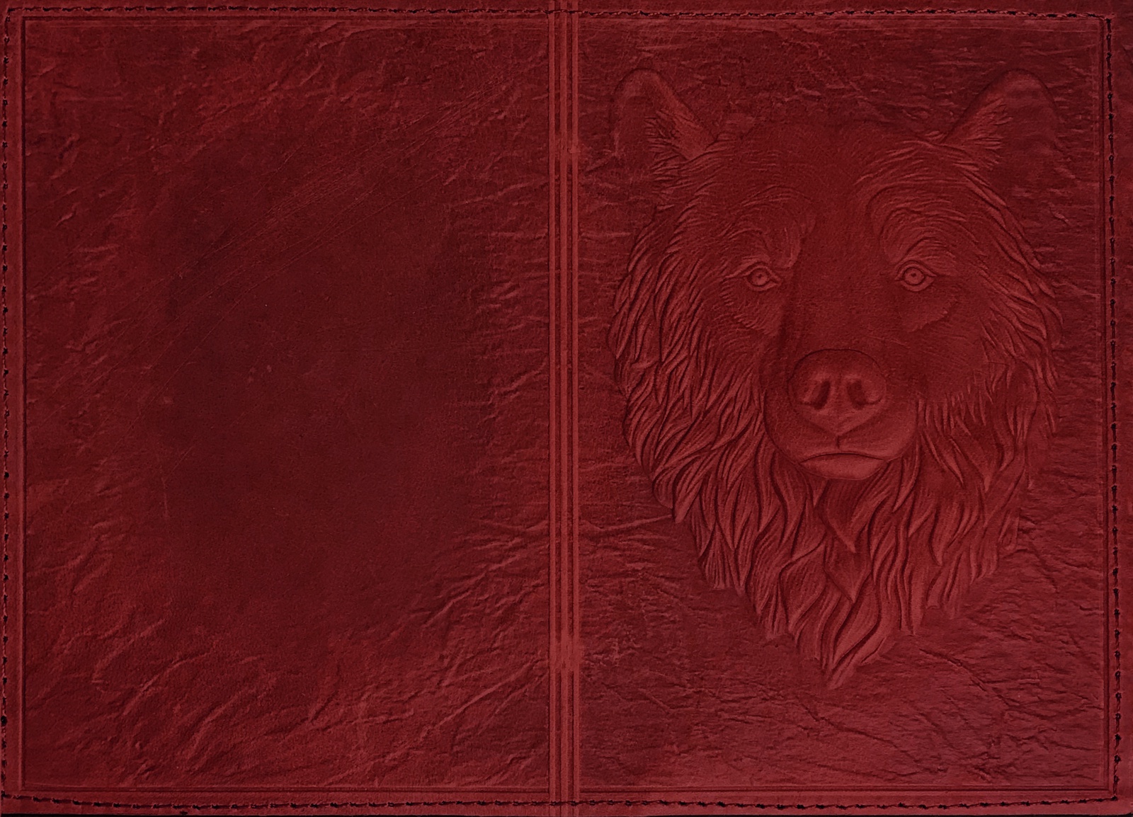 фото Обложка для паспорта TRIWESTA Медведь, красный