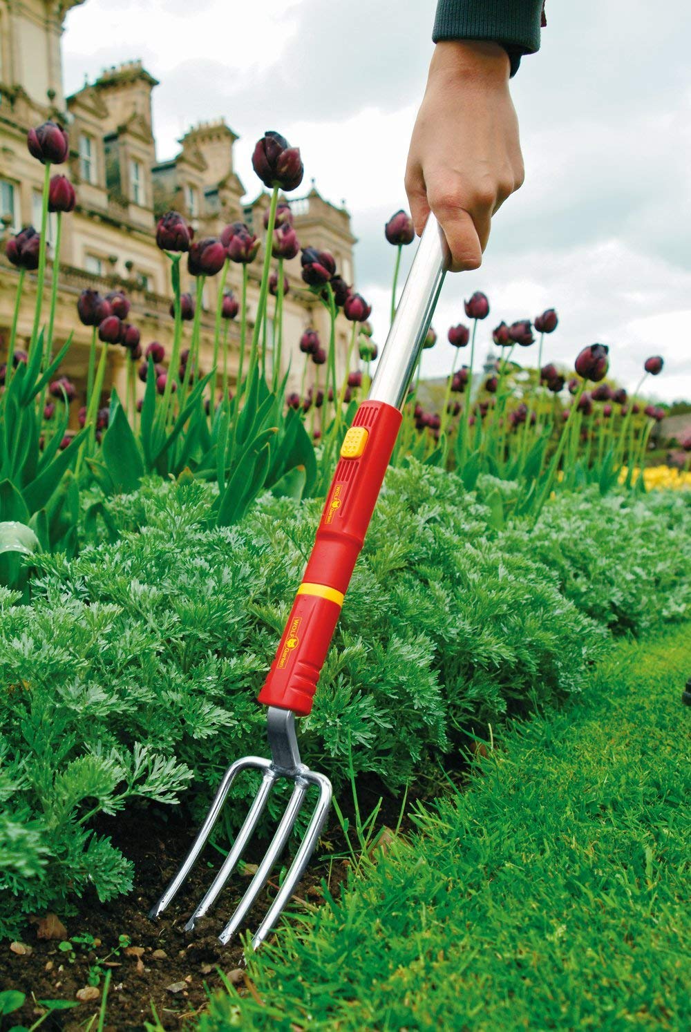 Фото вил. Вилы цветочные Wolf-Garten. Вилка Wolf-Garten LUGM. Тяпка-культиватор Wolf-Garten LLM. Вилы ручные садовые.