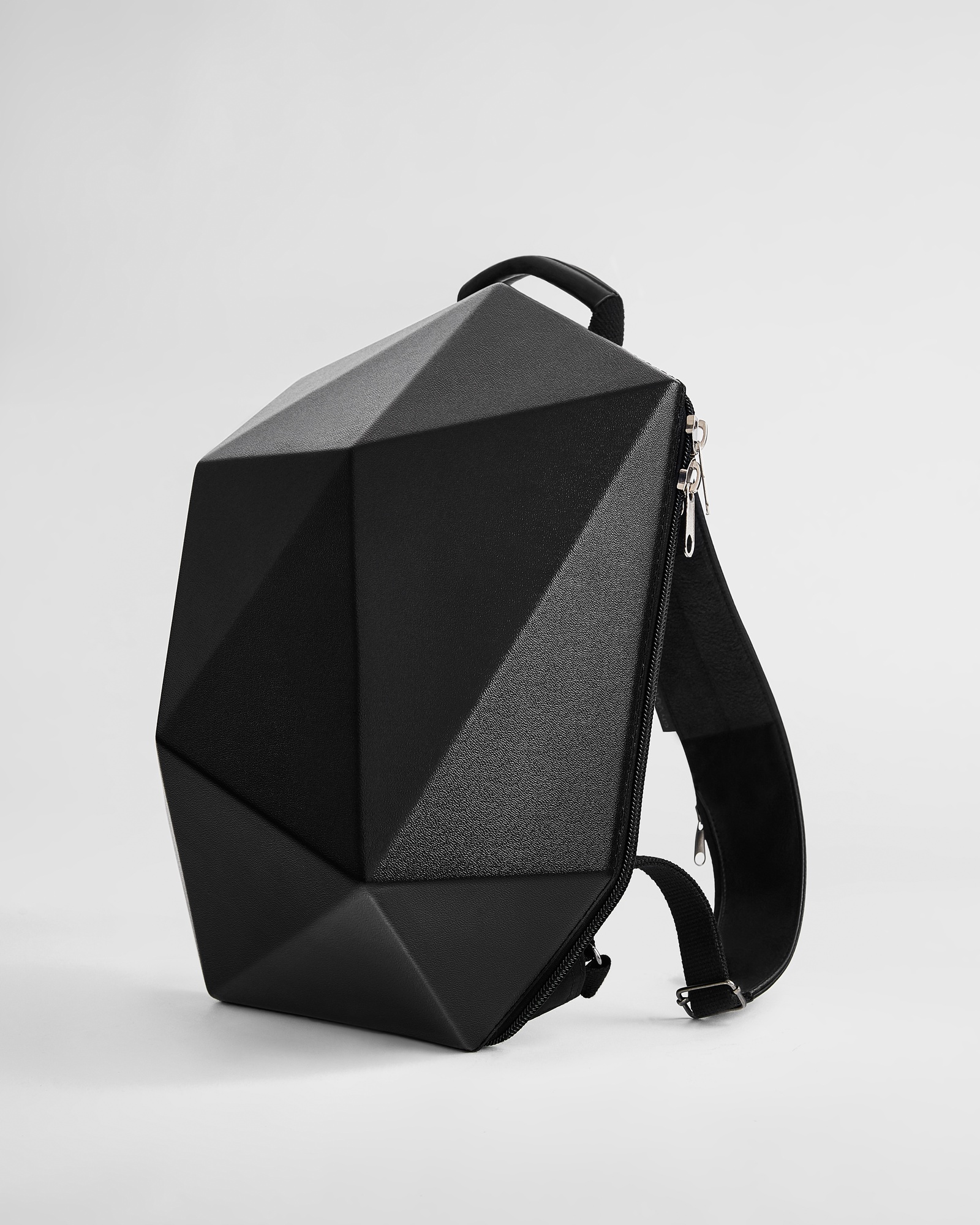 фото Рюкзак  SuperHero Backpack Black, черный Cvg shape