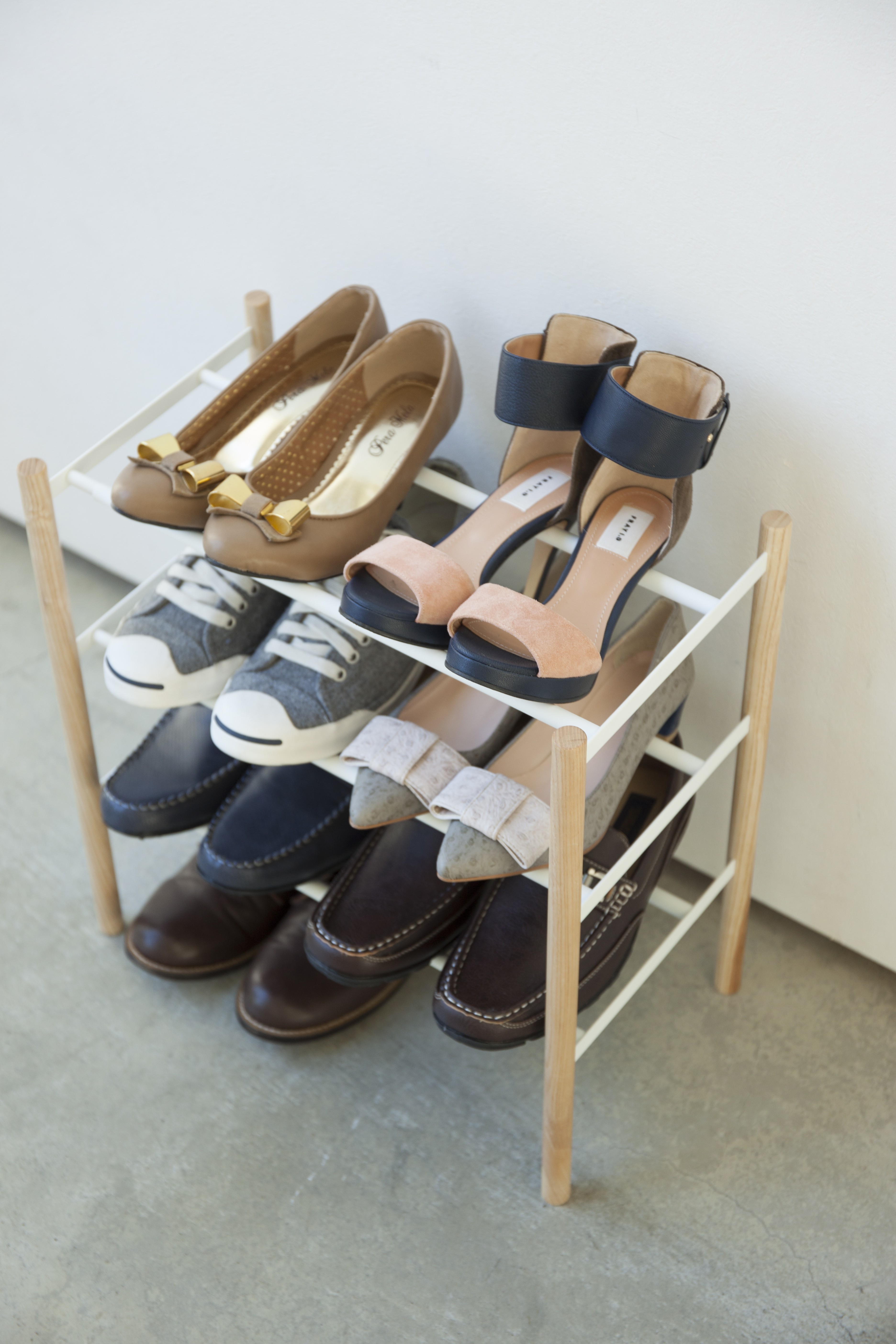 фото Тумба для обуви Yamazaki PLAIN EXTENDABLE SHOE RACK 3 TIER