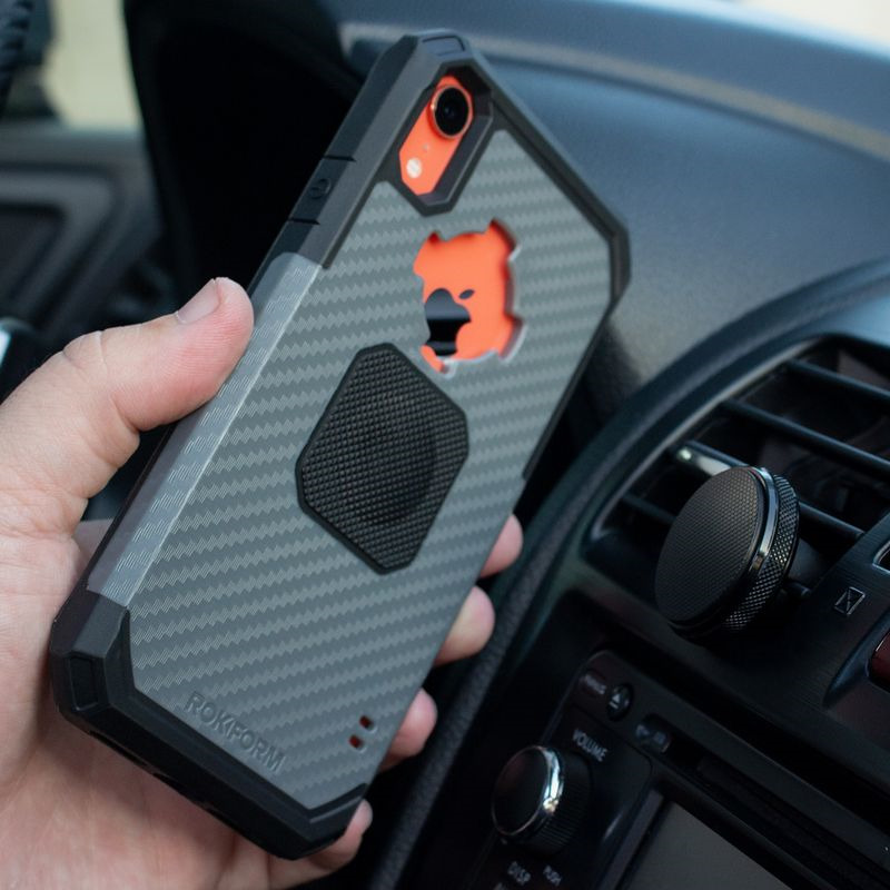 фото Чехол для сотового телефона Rokform Rugged для iPhone XR, серый металлик