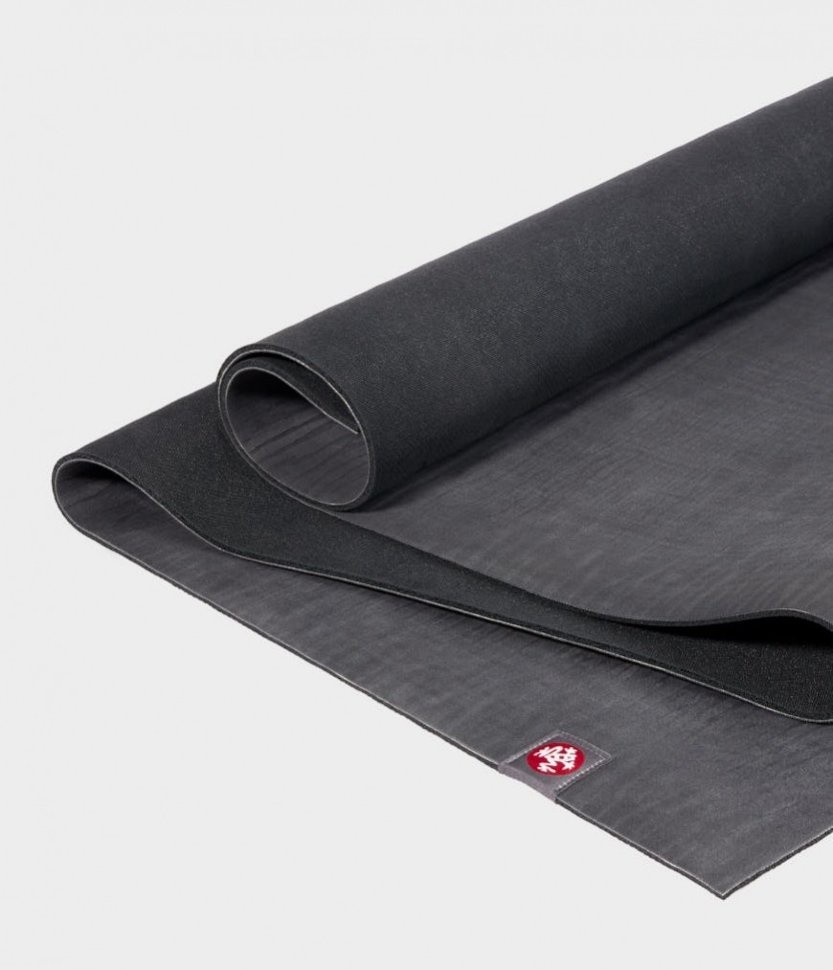 фото Коврик для йоги и фитнеса Manduka EKOlite Charcoal 4 мм, темно-серый