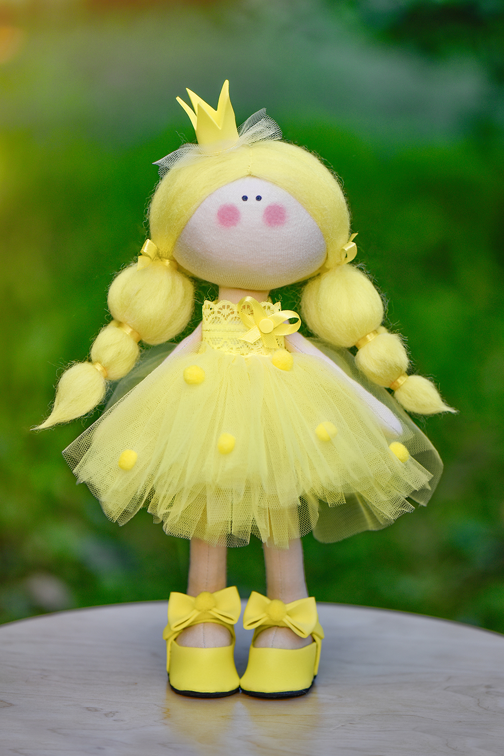 Кукла Красотуленька Принцесса в желтом ручной работы желтый