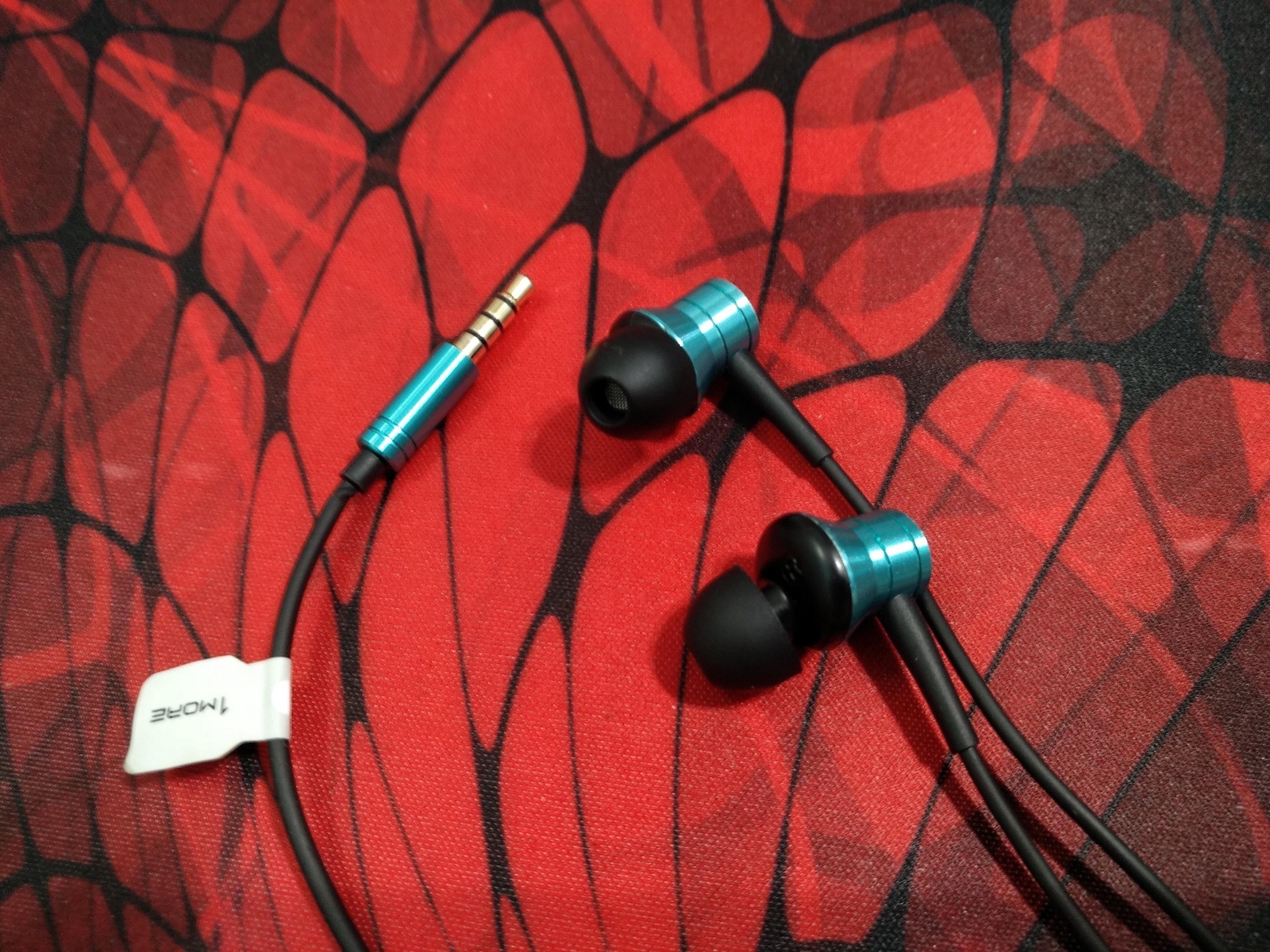 фото Наушники 1MORE Xiaomi E1009 Blue Piston Fit In-Ear Headphones, синий