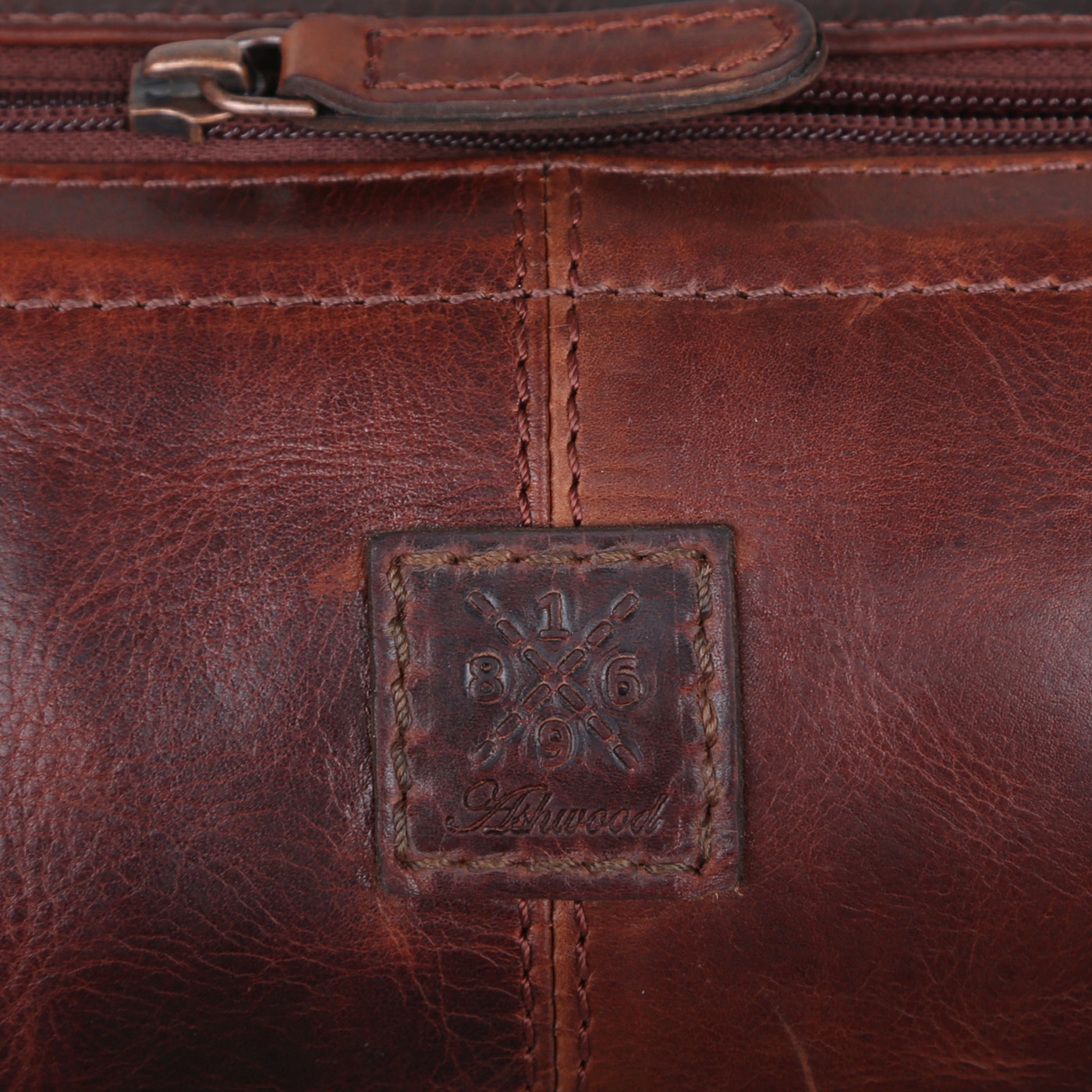 фото Несессер Ashwood Leather Seb