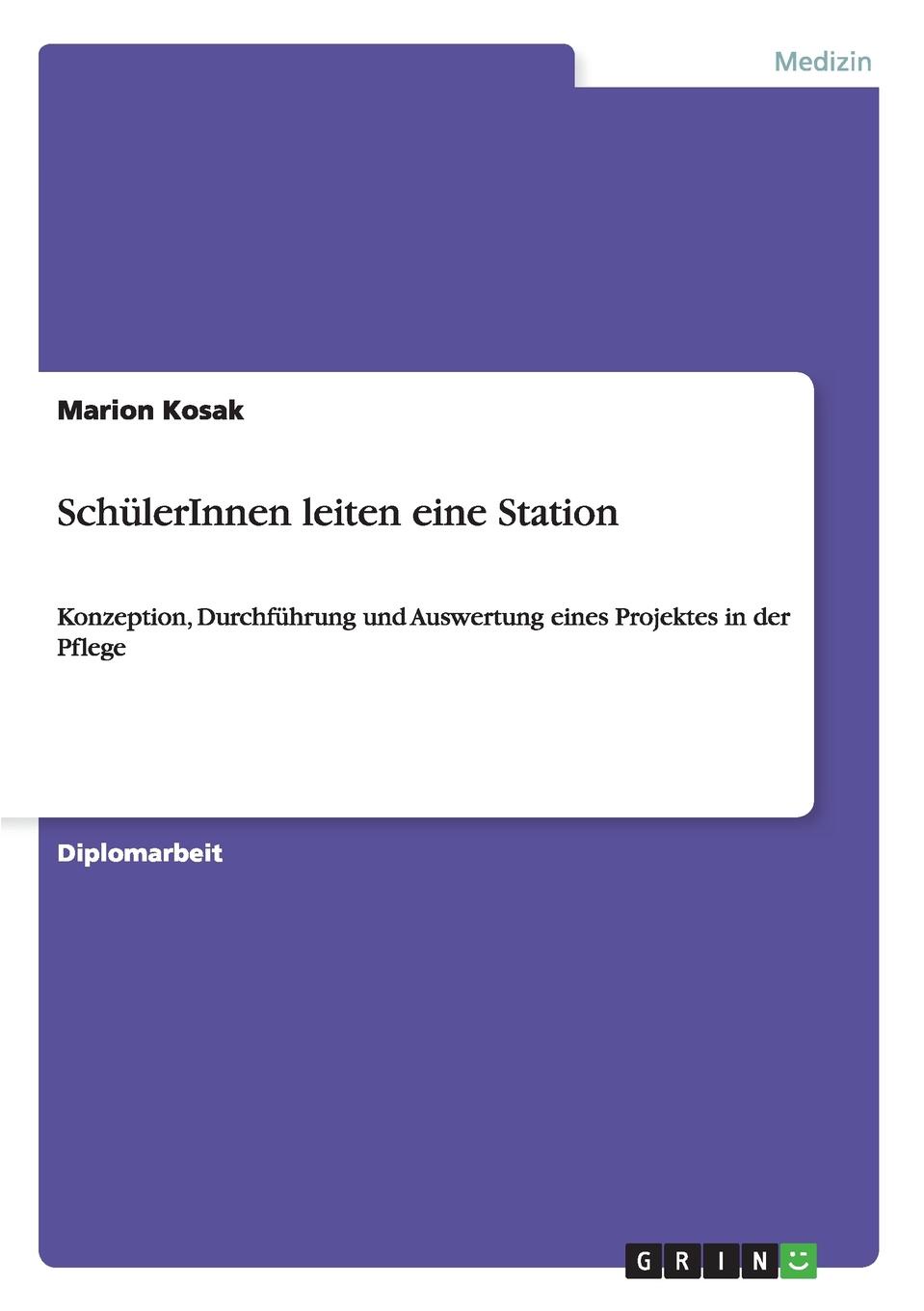 SchulerInnen leiten eine Station