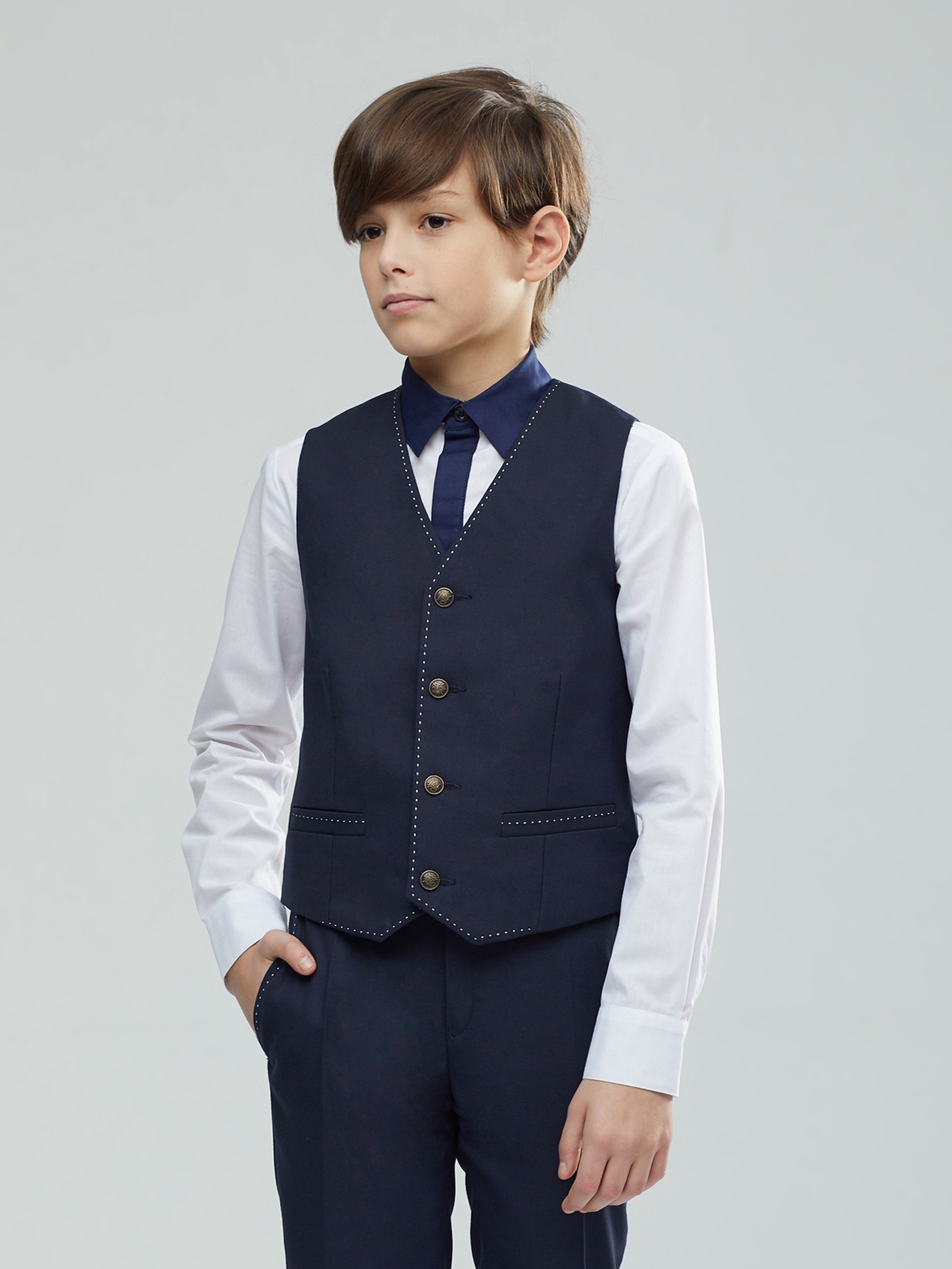 Жилет школьный для мальчика. Школьный костюм для мальчика. Форма для мальчиков в школу 1 класс. Гулливер жилет серый школьный. Школьная форма для мальчиков 1 класс.