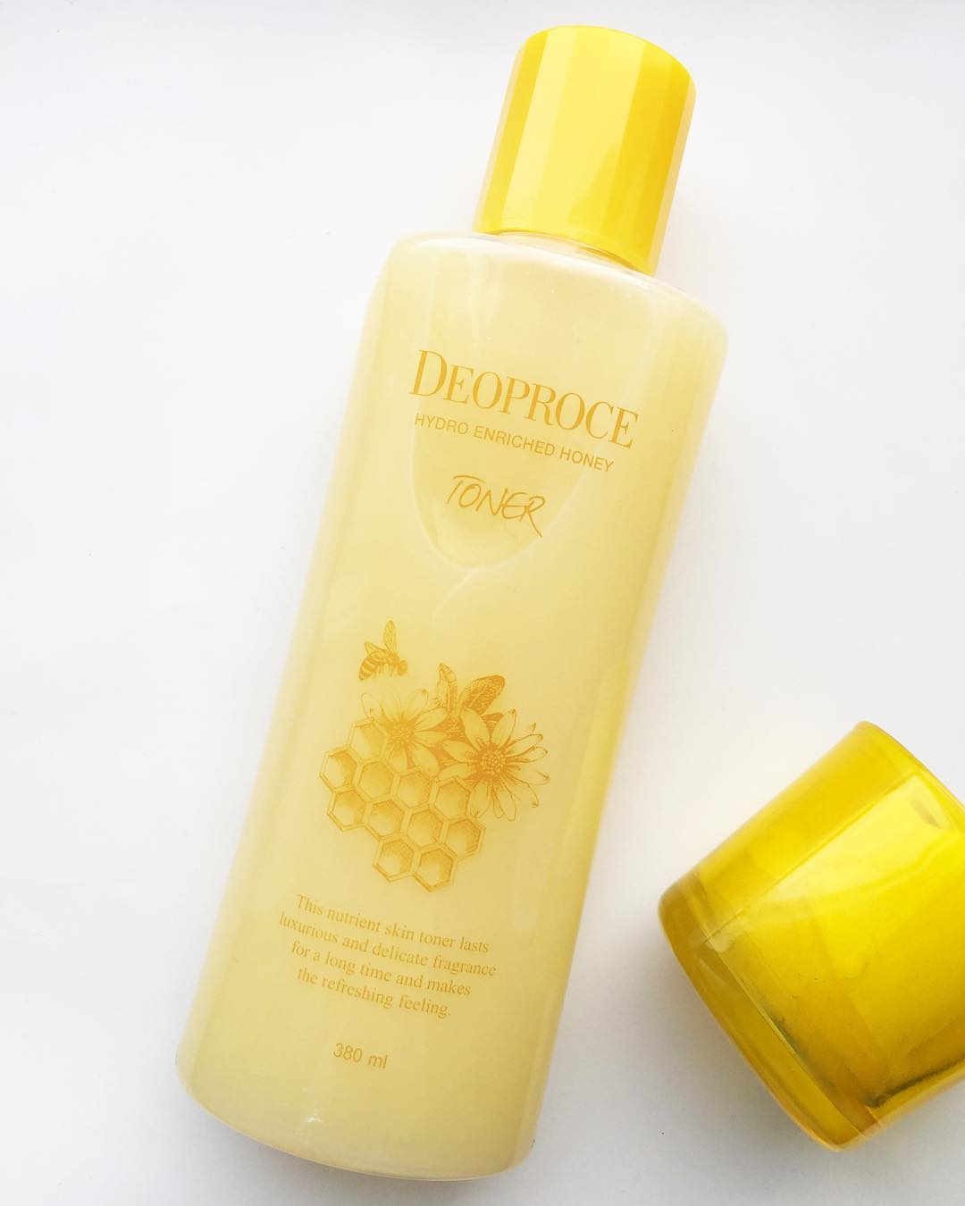 фото Тоник для лица Deoproce питательный с экстрактом меда Hydro Enriched Honey Toner