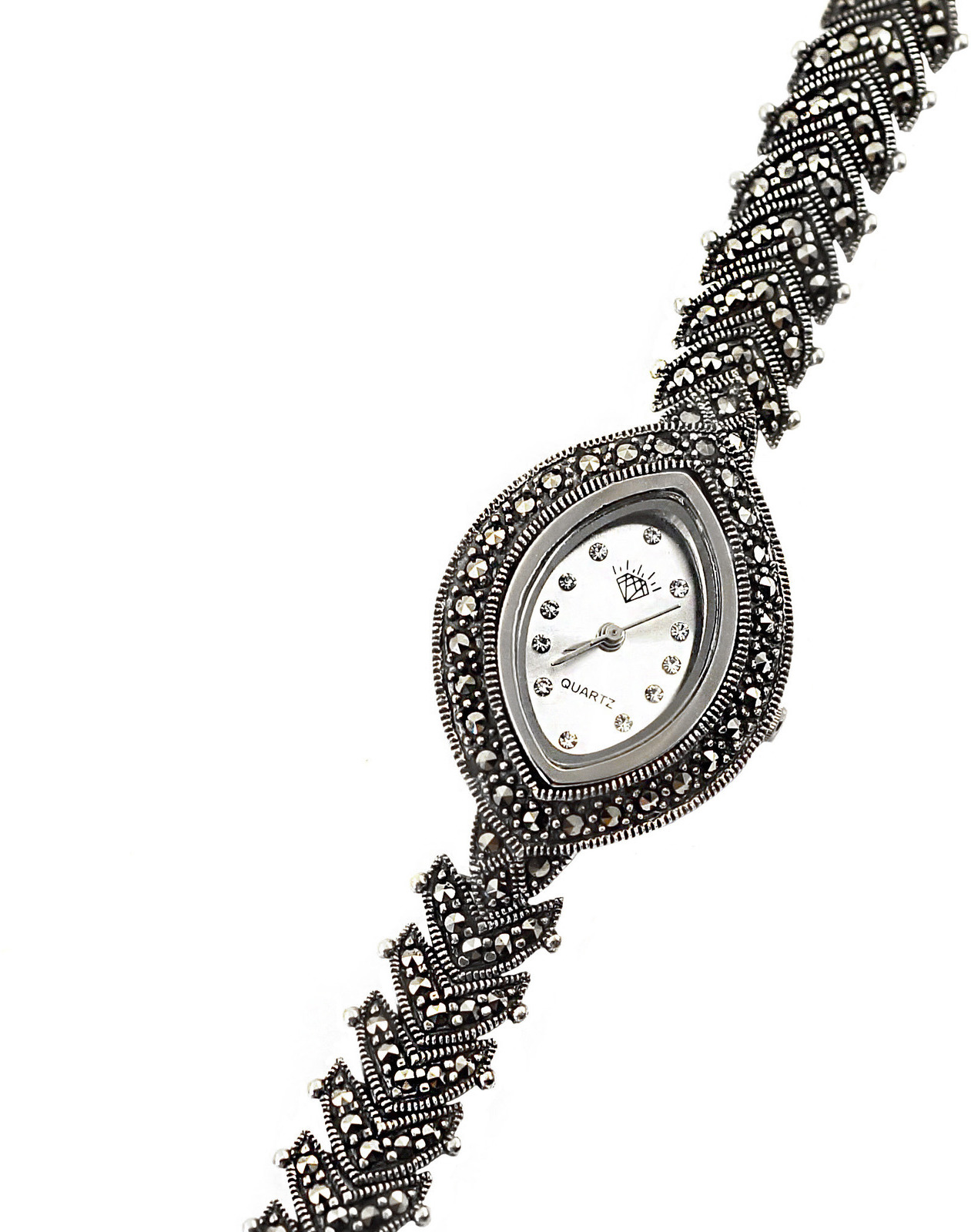 фото Ювелирные часы Диадема из серебра с марказитом