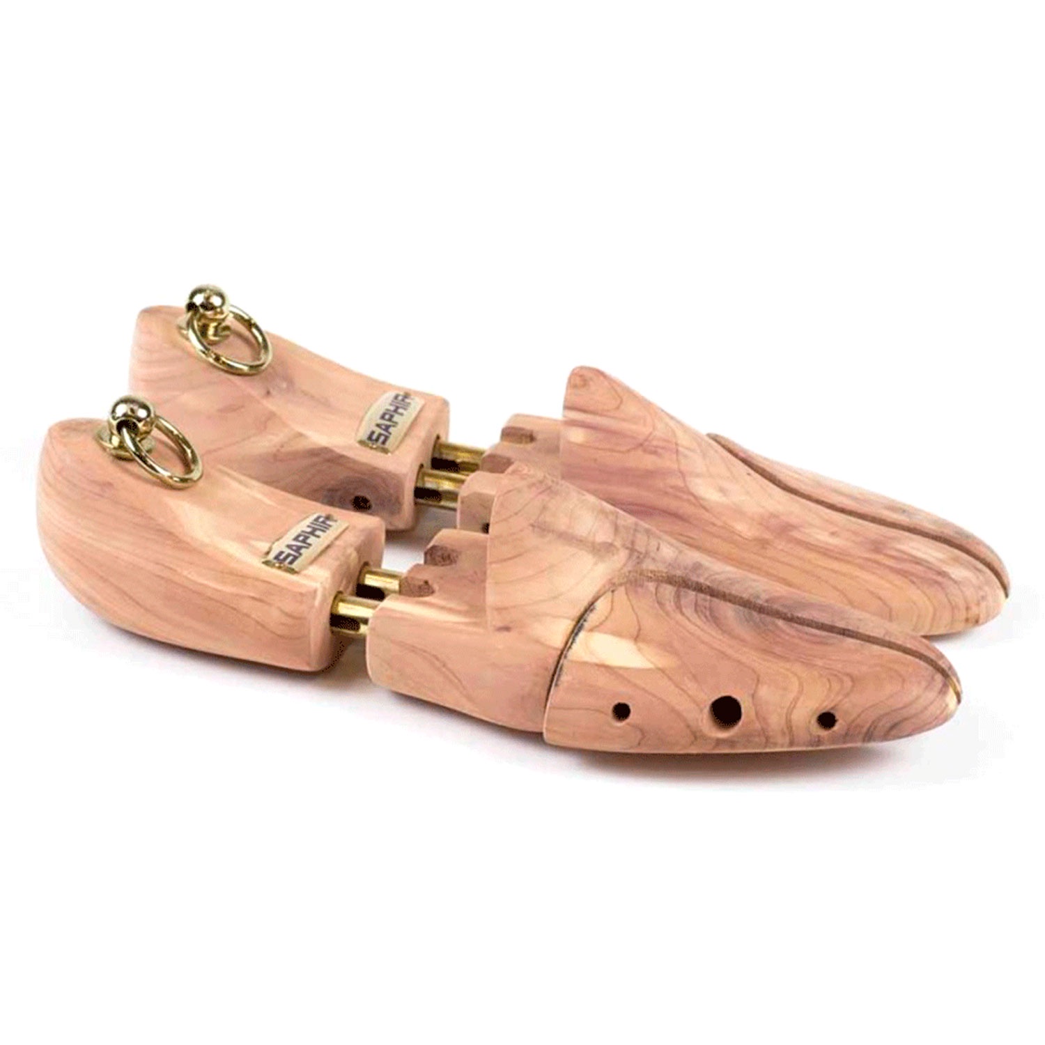 фото Кедровые колодки для обуви Saphir