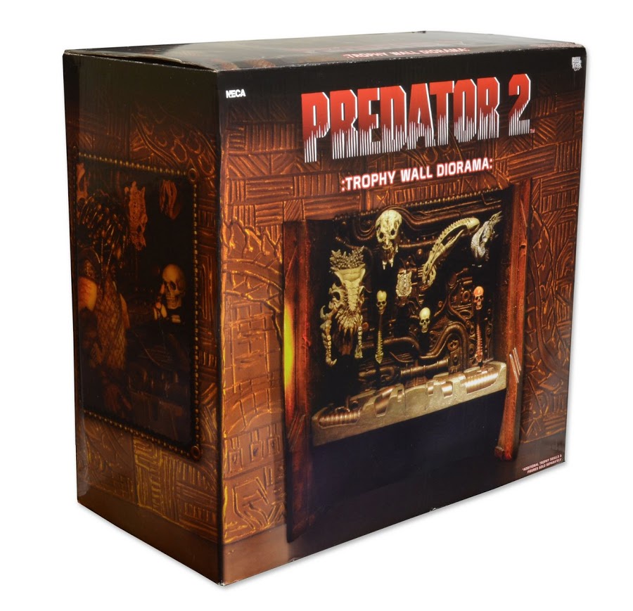 фото Диорама "Predators 11-12" Trophy Wall Neca