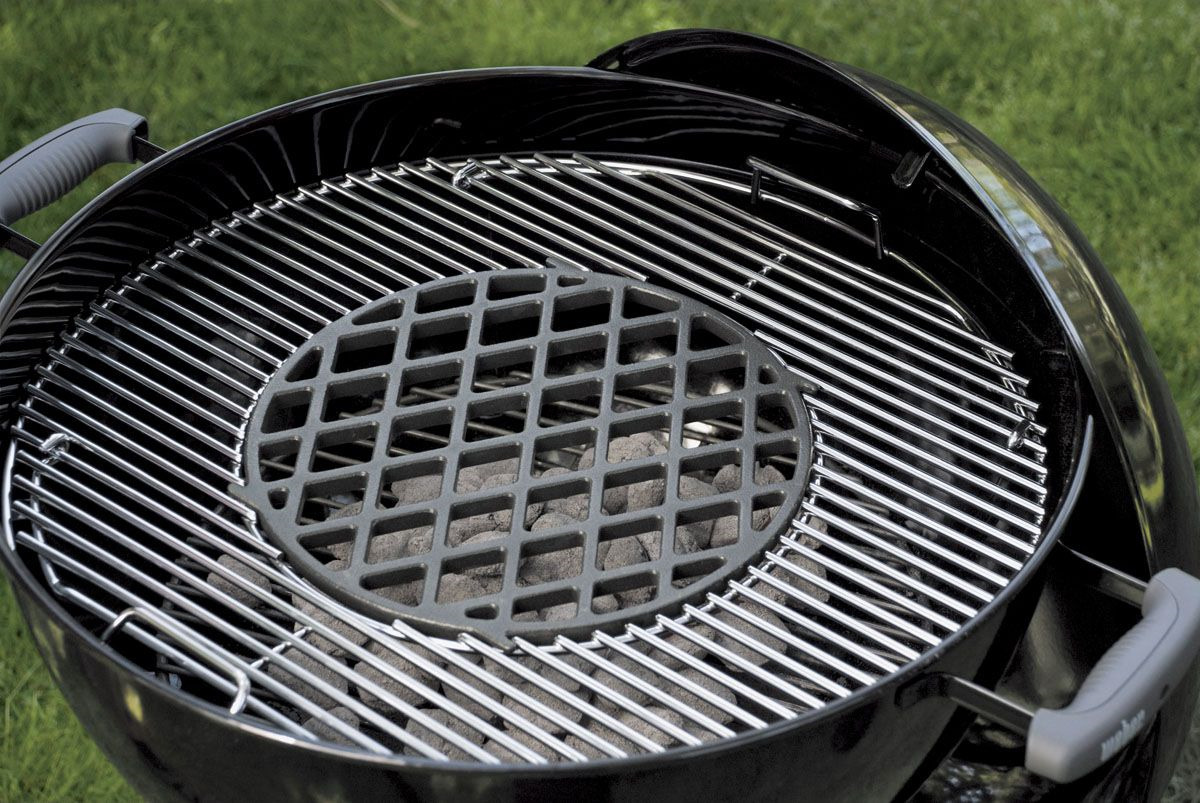 фото Чугунная решетка Weber "Sear Grate. Gourmet BBQ System"