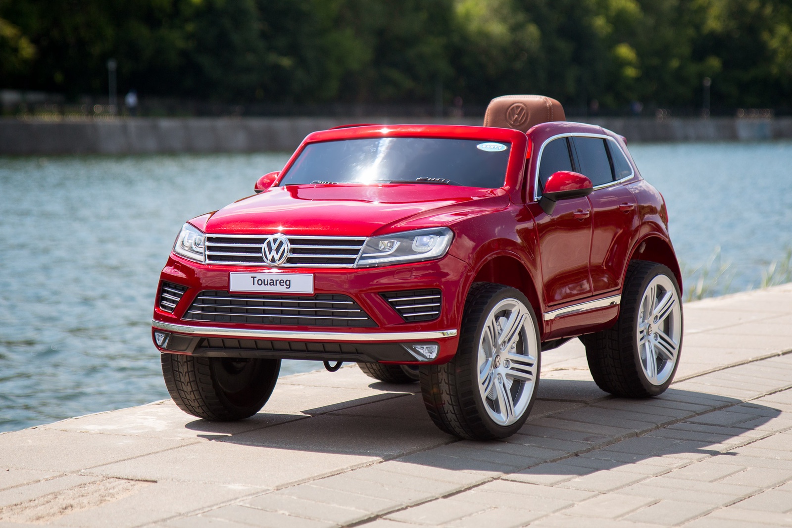 фото Электромобиль Barty Volkswagen Touareg