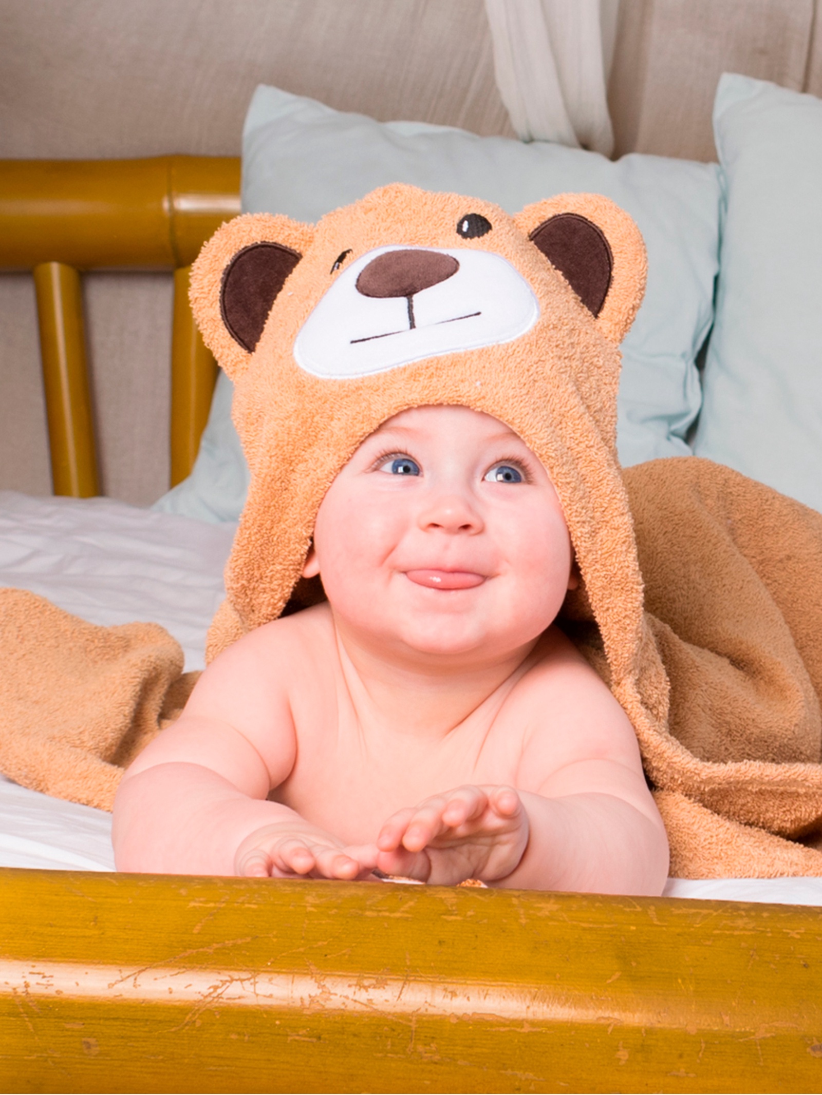 фото Полотенце с капюшоном BabyBunny - Мишка, коричневый