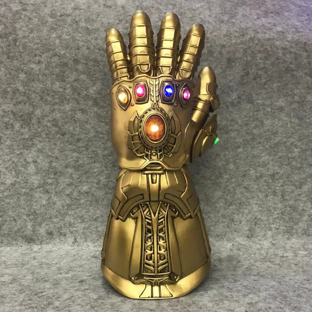 фото Перчатка Avengers Infinity War - Thanos Glove (39 см)
