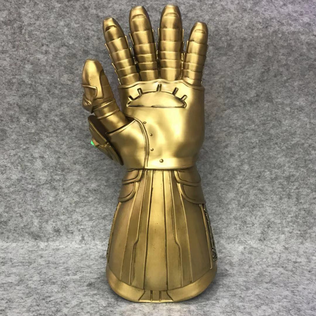 фото Перчатка Avengers Infinity War - Thanos Glove (39 см)