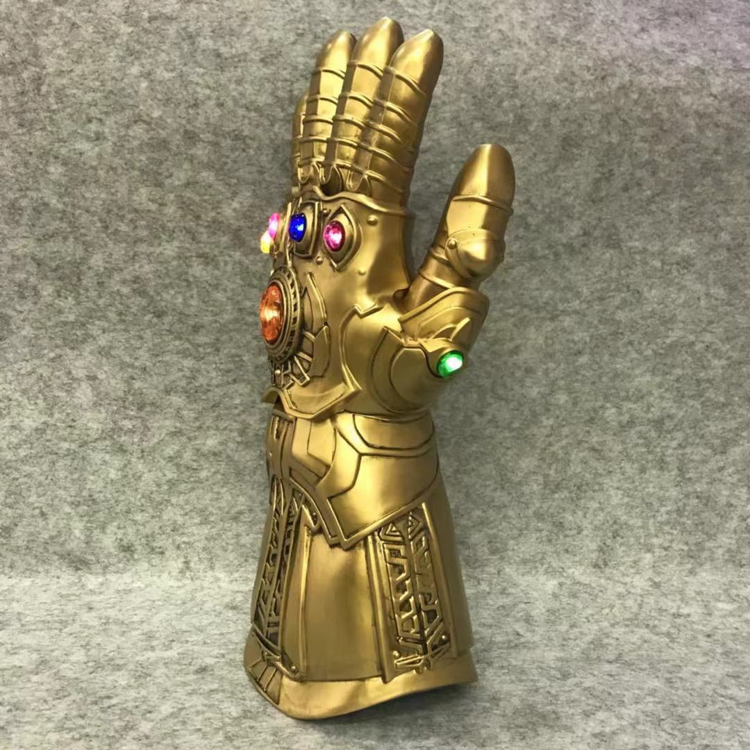 фото Перчатка Avengers Infinity War - Thanos Glove (39 см)