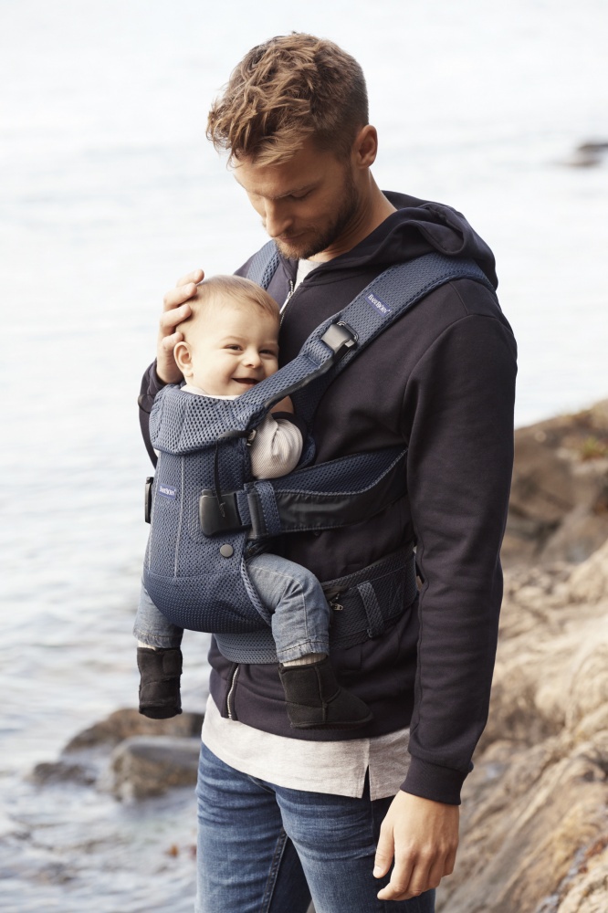 фото Babybjorn рюкзак для переноски ребенка ONE Mesh Темно-синий